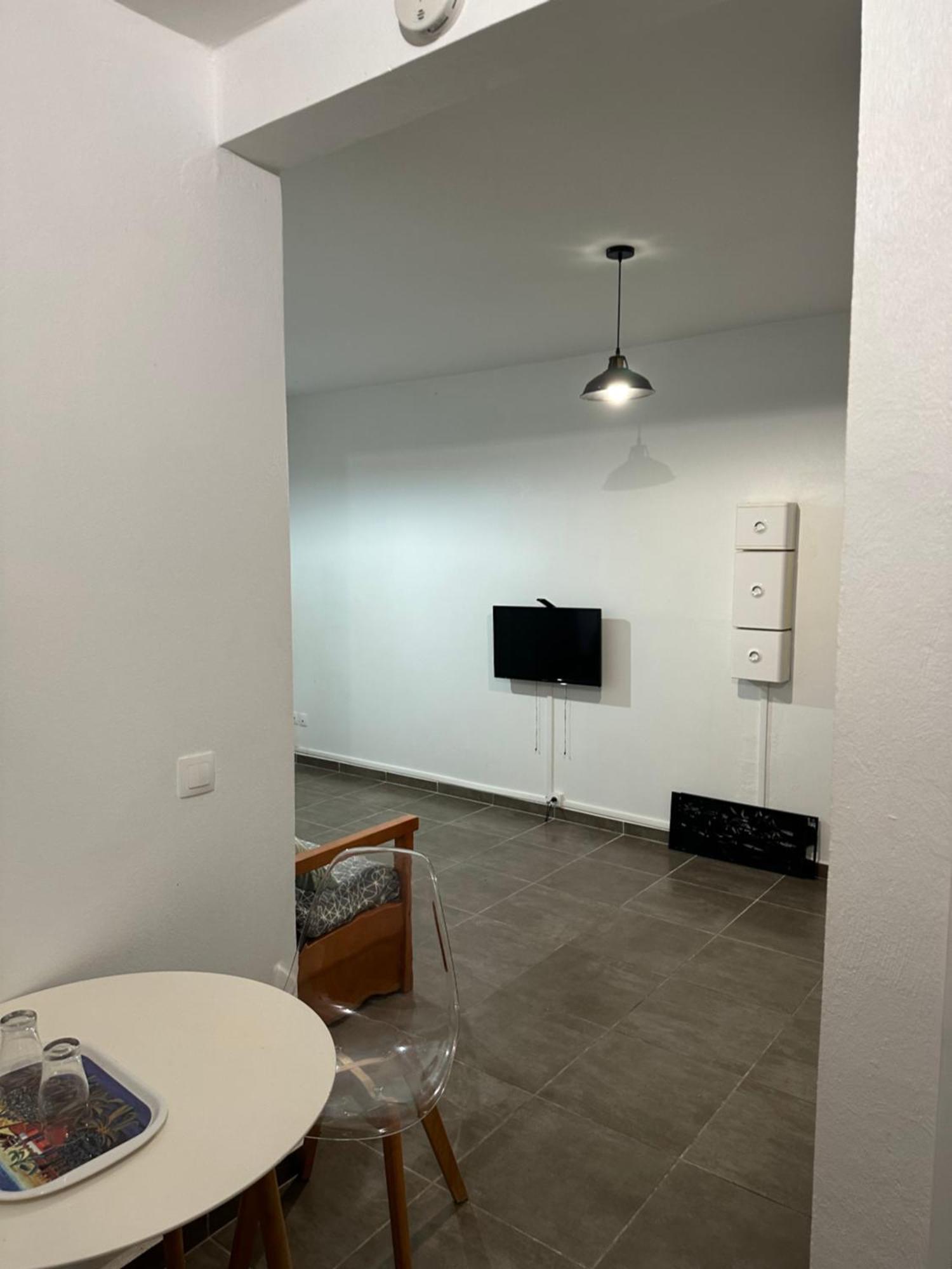 La Caraibe Dans La Station Balneaire Apartment Saint-Francois  Ngoại thất bức ảnh